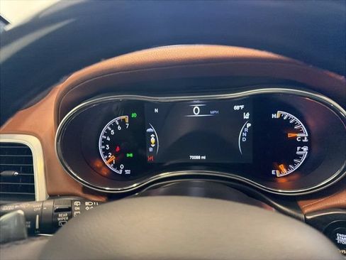 Used 2021 Jeep Grand Cherokee Summit w/ Platinum Series Group AWD/4WD image 31