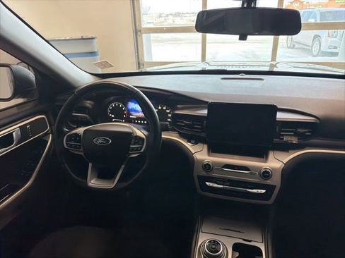 Used 2021 Ford Explorer XLT w/ Class III Trailer Tow Package image 21