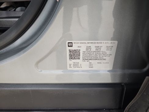 Certified 2024 Chevrolet Equinox LT w/ LPO, Floor Liner Package image 42