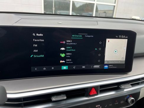 Certified 2025 Kia Sorento SX Prestige image 23