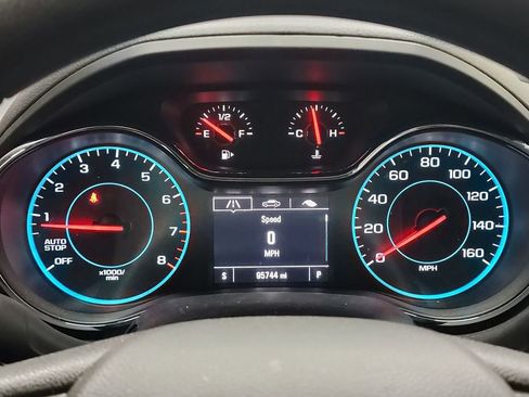 Used 2018 Chevrolet Cruze LT image 9