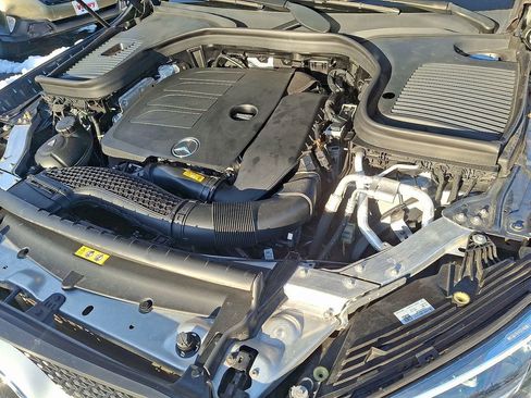 Used 2021 Mercedes-Benz GLC 300 4MATIC image 27