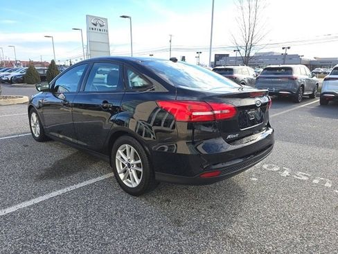 Used 2016 Ford Focus SE image 5