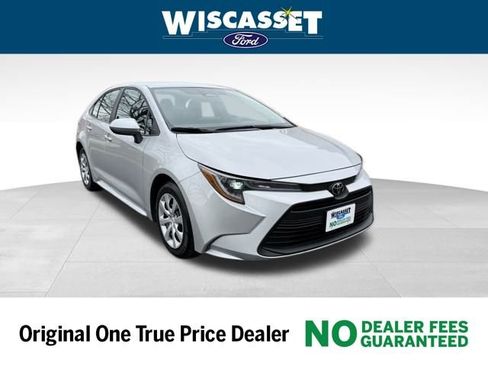 Used 2024 Toyota Corolla LE image 1