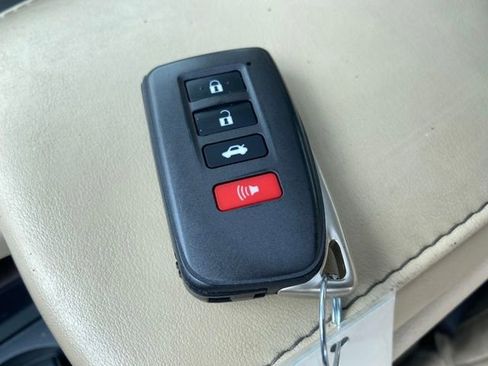 Used 2016 Lexus ES 350 image 24