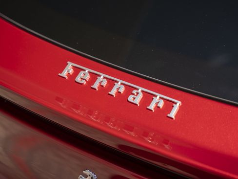 Used 2026 Ferrari Purosangue AWD/4WD image 9