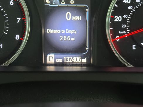 Used 2015 Toyota Camry SE FWD image 26