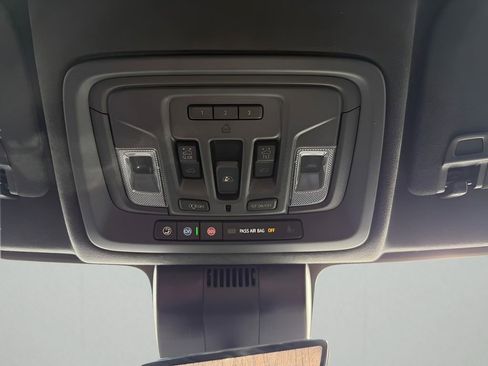 Used 2024 GMC Sierra 1500 AT4X image 30