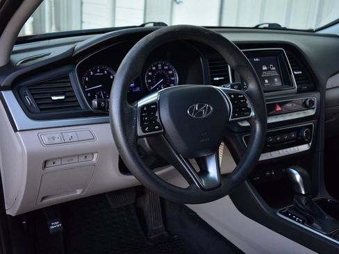 Used 2018 Hyundai Sonata SE FWD image 31