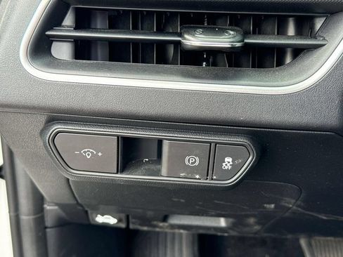 Certified 2025 Kia K4 FWD image 26