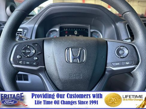 Used 2021 Honda Pilot EX image 24