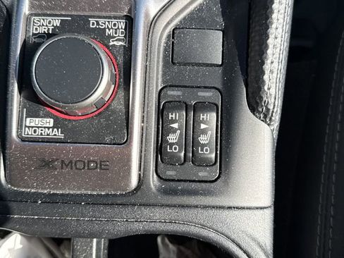 Used 2024 Subaru Forester Touring AWD/4WD image 33