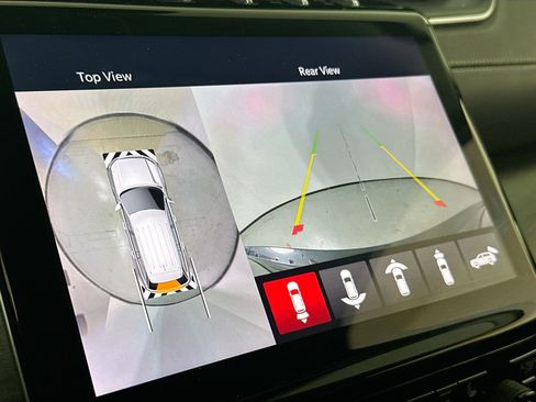 Used 2023 Jeep Grand Cherokee Limited w/ Luxury Tech Group II image 14