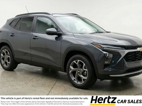 Used 2025 Chevrolet Trax LT w/ LT Convenience Package image 1