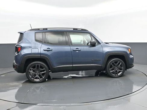 Used 2021 Jeep Renegade Latitude image 4