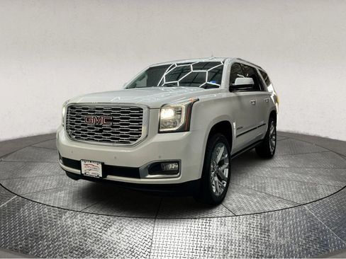 Used 2019 GMC Yukon Denali image 3