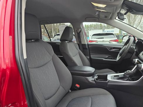 Certified 2022 Toyota RAV4 XLE image 12