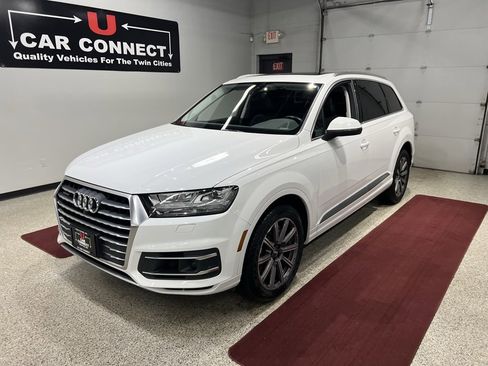 Used 2018 Audi Q7 3.0T Premium Plus image 3