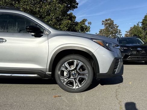 New 2026 Subaru Ascent Touring image 9