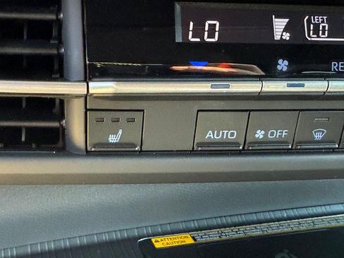 Certified 2024 Toyota Sienna XSE image 23