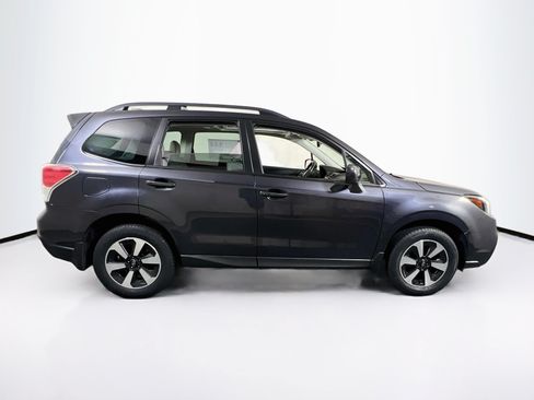 Used 2018 Subaru Forester 2.5i Premium AWD/4WD image 4