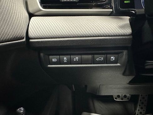 Used 2025 Toyota Camry SE w/ Convenience Package FWD image 17