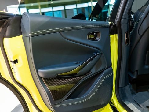 Used 2023 Aston Martin DBX 707 image 31