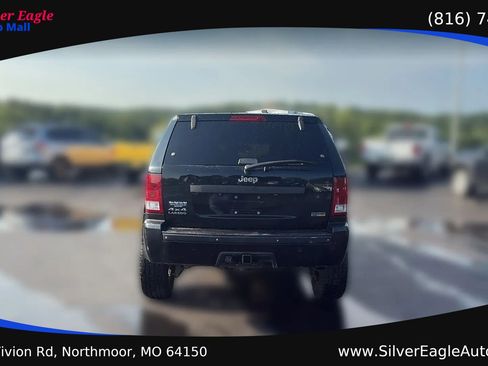 Used 2008 Jeep Grand Cherokee Laredo AWD/4WD image 4
