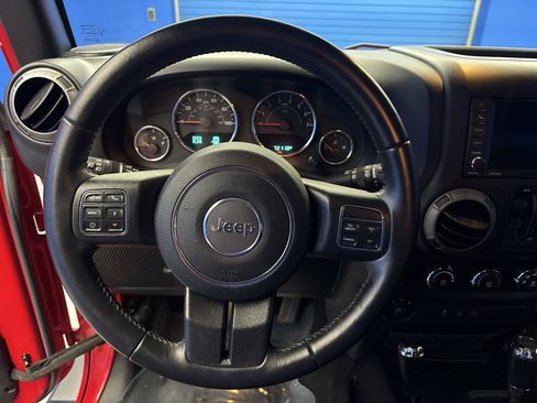 Used 2017 Jeep Wrangler Unlimited Sport w/ Quick Order Package 24S AWD/4WD image 13