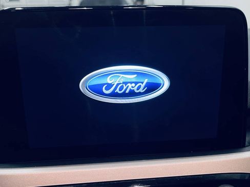 Used 2022 Ford Escape SEL w/ Technology Package FWD image 32