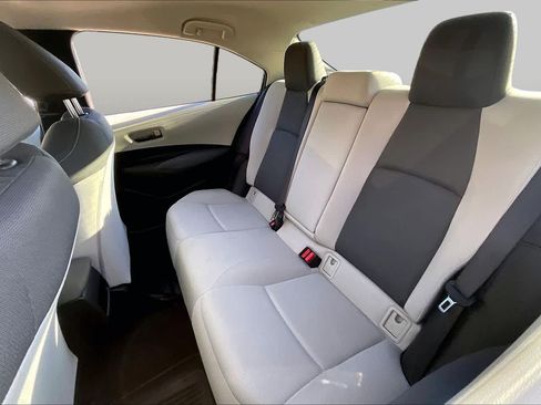 Used 2022 Toyota Corolla LE FWD image 20