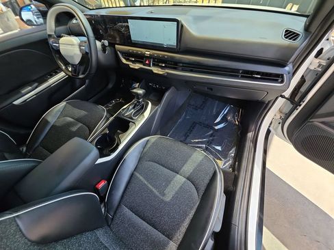 Used 2025 Kia K4 GT-Line FWD image 30