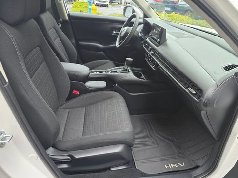 Certified 2025 Honda HR-V LX image 11