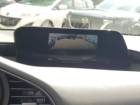 Used 2023 MAZDA MAZDA3 s FWD image 27