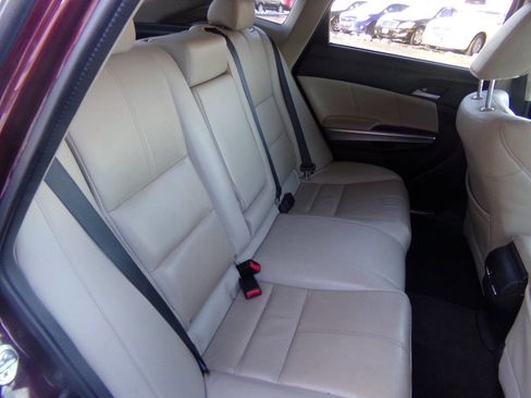 Used 2014 Honda Crosstour EX-L image 26