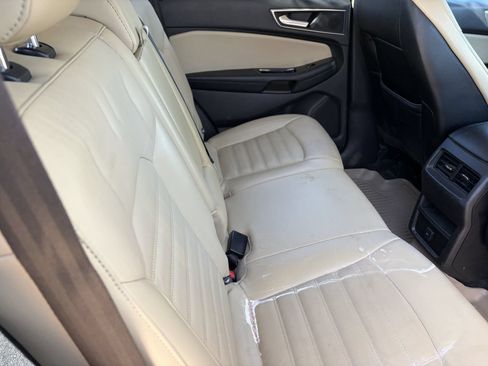 Used 2015 Ford Edge SEL w/ Equipment Group 201A FWD image 9