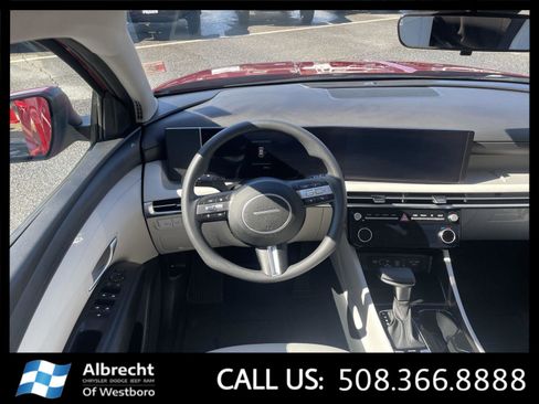 Used 2025 Hyundai Tucson SEL image 25