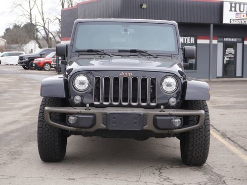 Used 2017 Jeep Wrangler Unlimited Sahara image 2