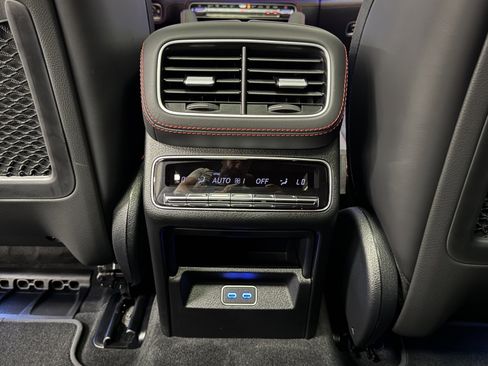 Certified 2026 Mercedes-Benz GLE 53 AMG 4MATIC image 41