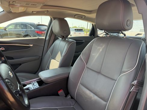 Used 2015 Chevrolet Impala LTZ FWD image 17