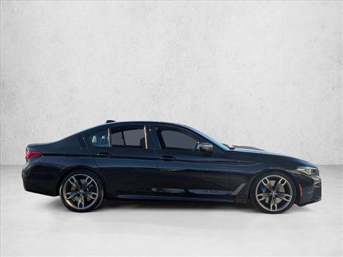 Used 2023 BMW M550i xDrive image 4