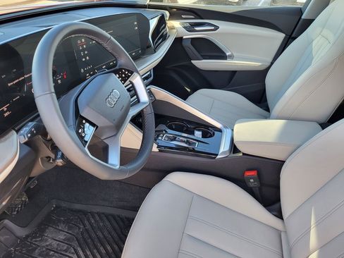 New 2025 Audi Q5 Premium Plus image 7