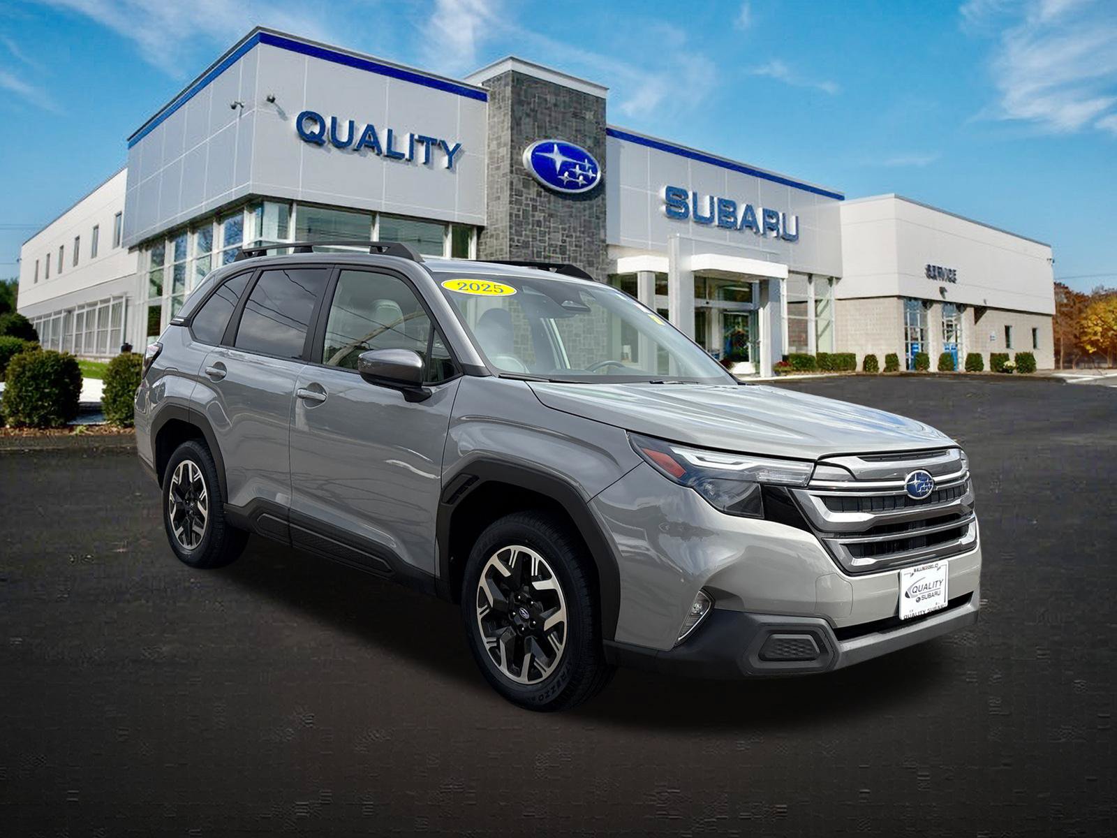 Used 2025 Subaru Forester Premium AWD/4WD image 5