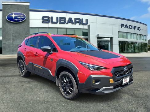 Certified 2024 Subaru Crosstrek 2.5i Wilderness w/ Crosstrek Mirror Package AWD/4WD image 1
