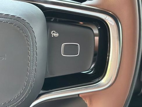 New 2027 Lincoln Navigator Reserve AWD/4WD image 24