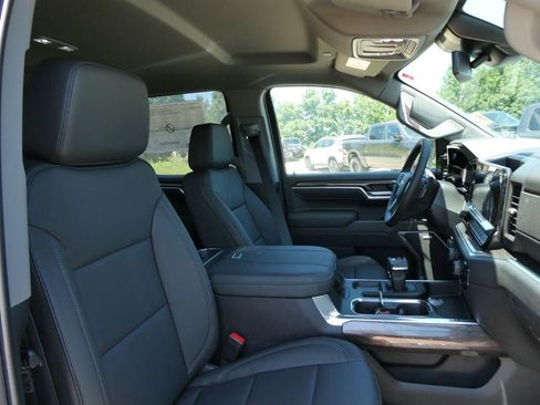 New 2026 Chevrolet Silverado 1500 LTZ AWD/4WD image 13