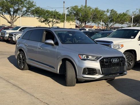 Used 2021 Audi Q7 3.0T Premium Plus w/ Executive Package image 3