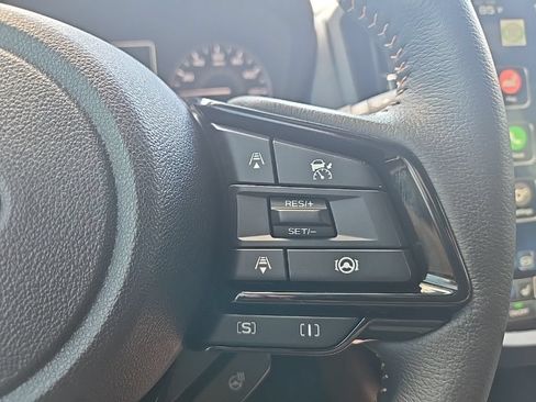 Used 2025 Subaru Forester Touring AWD/4WD image 47