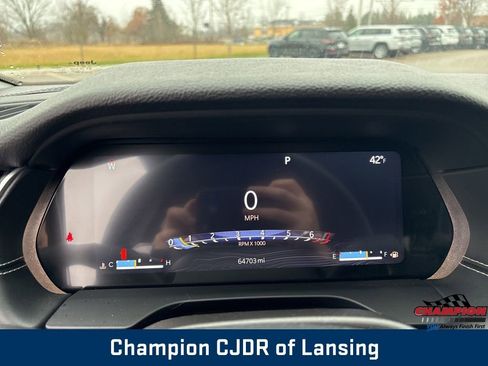 Used 2023 Jeep Grand Cherokee L Laredo image 30