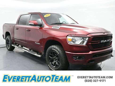 Used 2020 RAM 1500 Big Horn AWD/4WD image 1